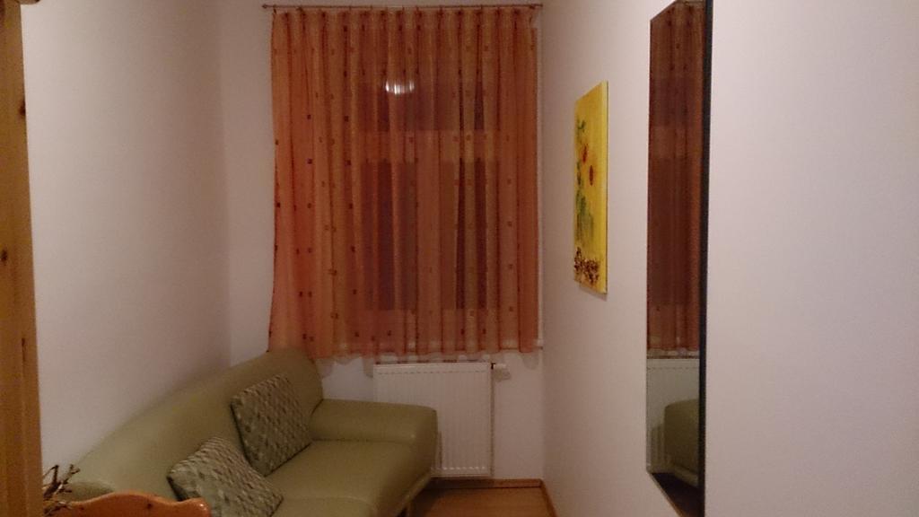 Gasthof Zum Goldenen Pflug Amstetten Room photo